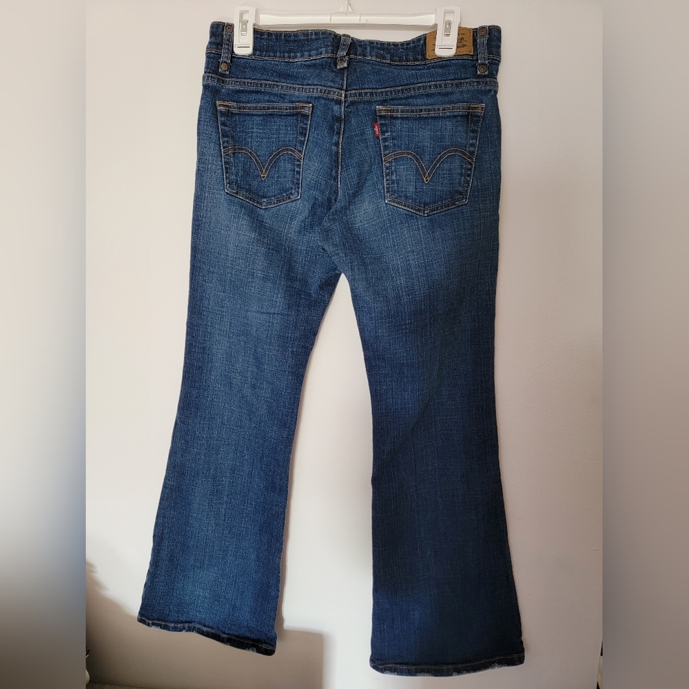 Levis dark wash low flare denim - Picture 2 of 2